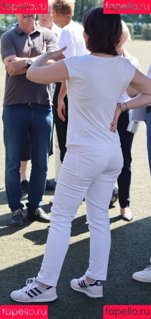 Annalena Baerbock / abaerbock Onlyfans Photo Gallery 