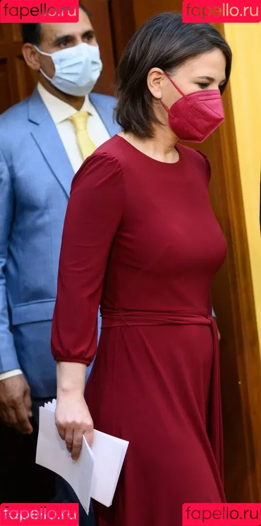 Annalena Baerbock / abaerbock Onlyfans Photo Gallery 