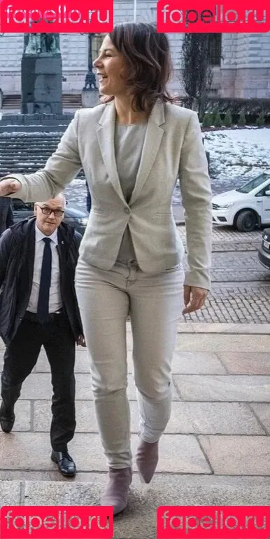 Annalena Baerbock / abaerbock Onlyfans Photo Gallery 