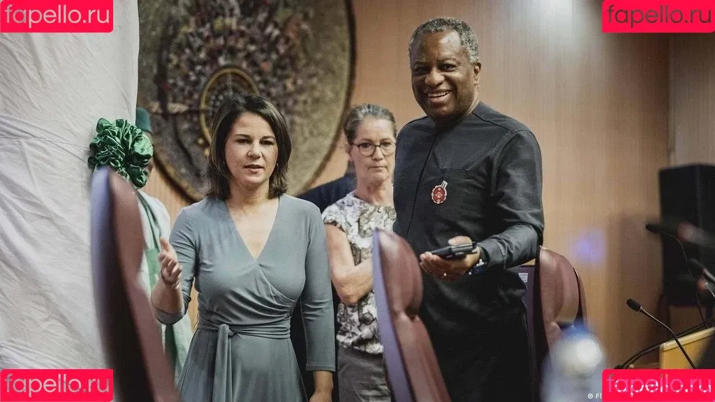 Annalena Baerbock / abaerbock Onlyfans Photo Gallery 