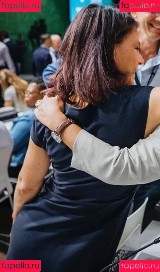 Annalena Baerbock / abaerbock Onlyfans Photo Gallery 