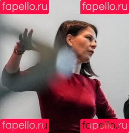 Annalena Baerbock / abaerbock Onlyfans Photo Gallery 