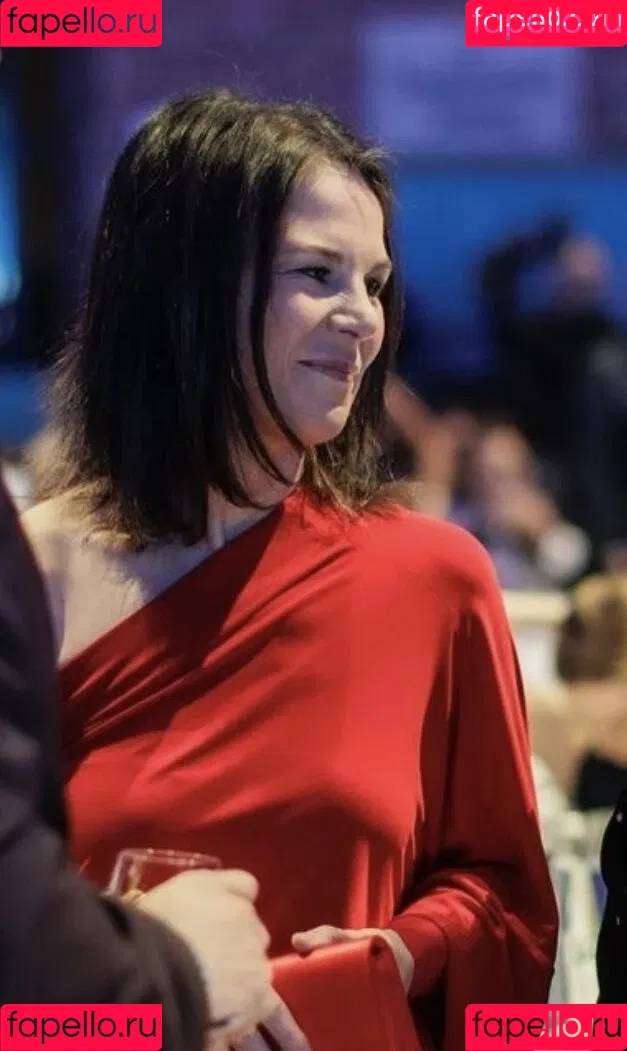 Annalena Baerbock / abaerbock Onlyfans Photo Gallery 