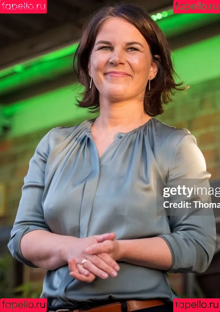 Annalena Baerbock / abaerbock Onlyfans Photo Gallery 