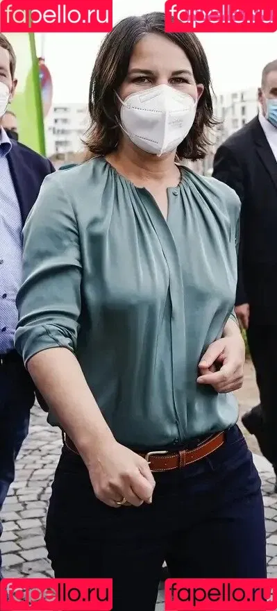 Annalena Baerbock / abaerbock Onlyfans Photo Gallery 