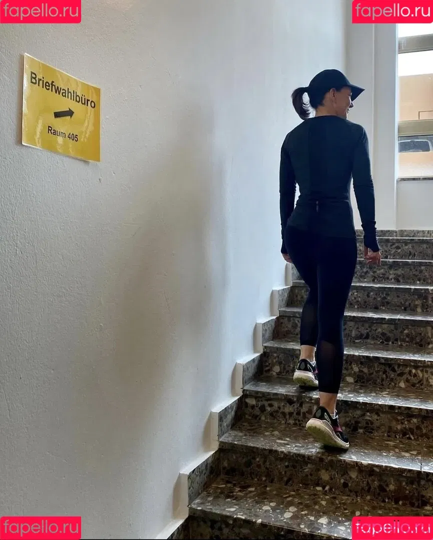 Annalena Baerbock / abaerbock Onlyfans Photo Gallery 