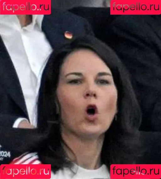 Annalena Baerbock / abaerbock Onlyfans Photo Gallery 