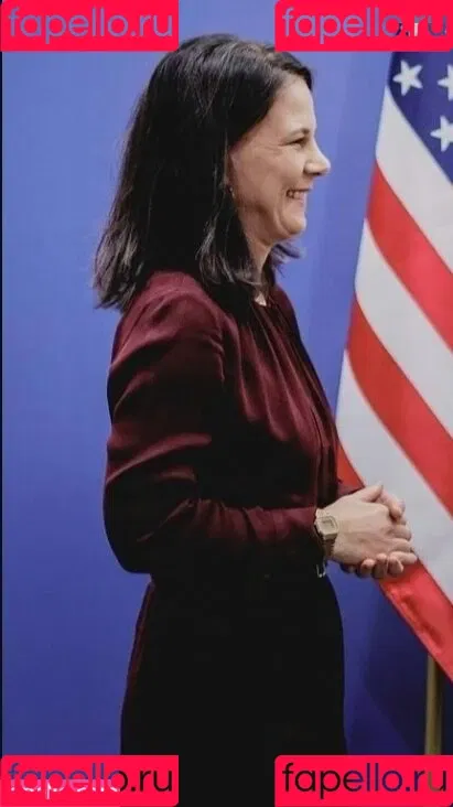 Annalena Baerbock / abaerbock Onlyfans Photo Gallery 