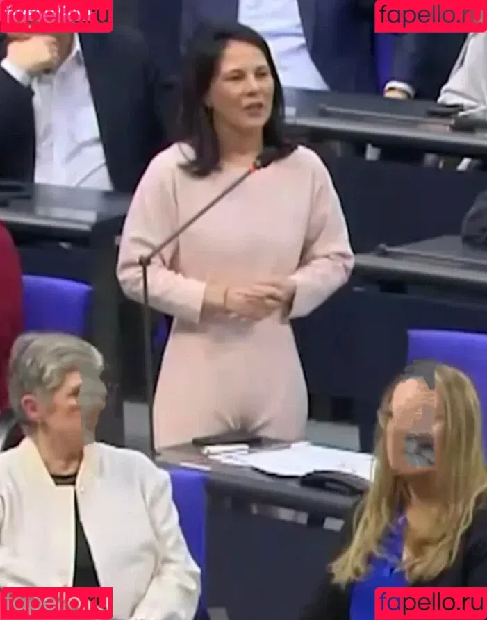 Annalena Baerbock / abaerbock Onlyfans Photo Gallery 