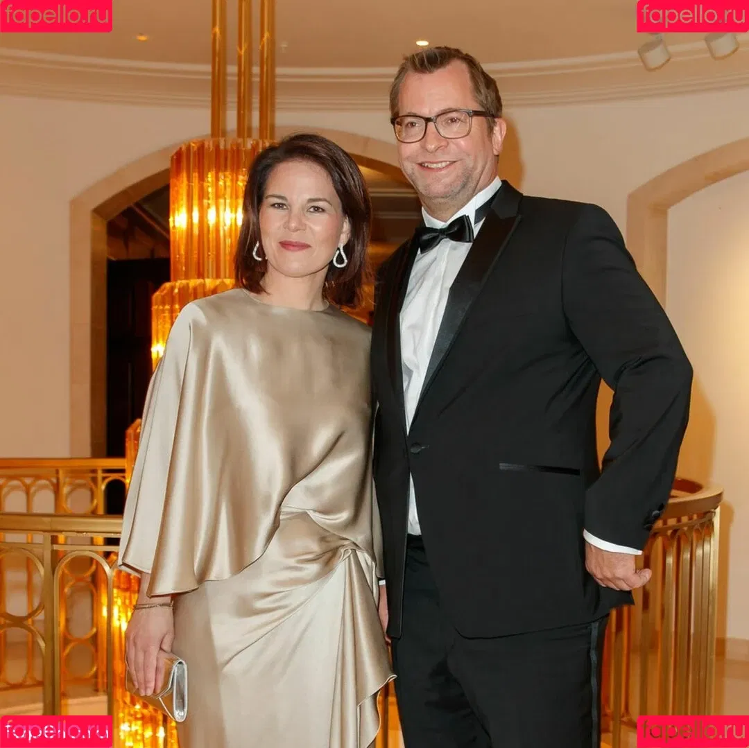 Annalena Baerbock / abaerbock Onlyfans Photo Gallery 