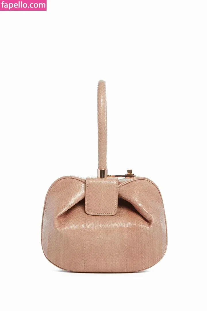 Gabriela / Japanesee / gabrielamonasterio Onlyfans Photo Gallery 