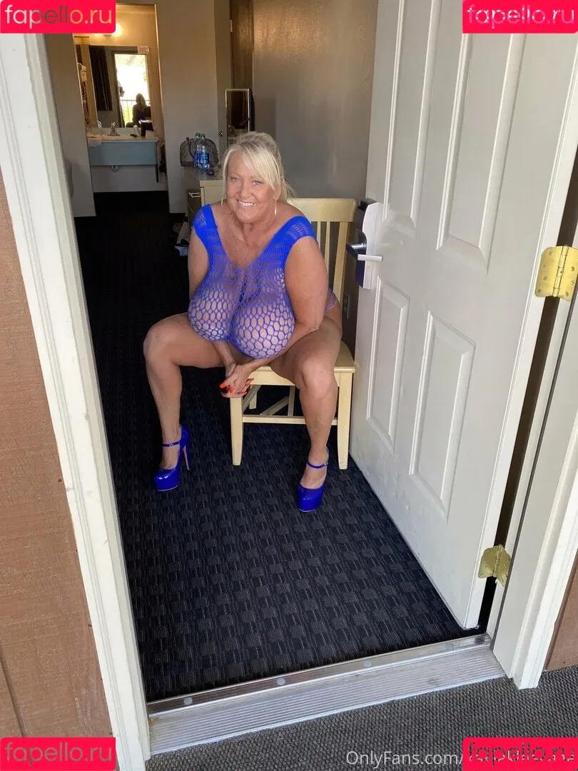 kaylakleevage / the_real_kayla_kleevage Onlyfans Photo Gallery 