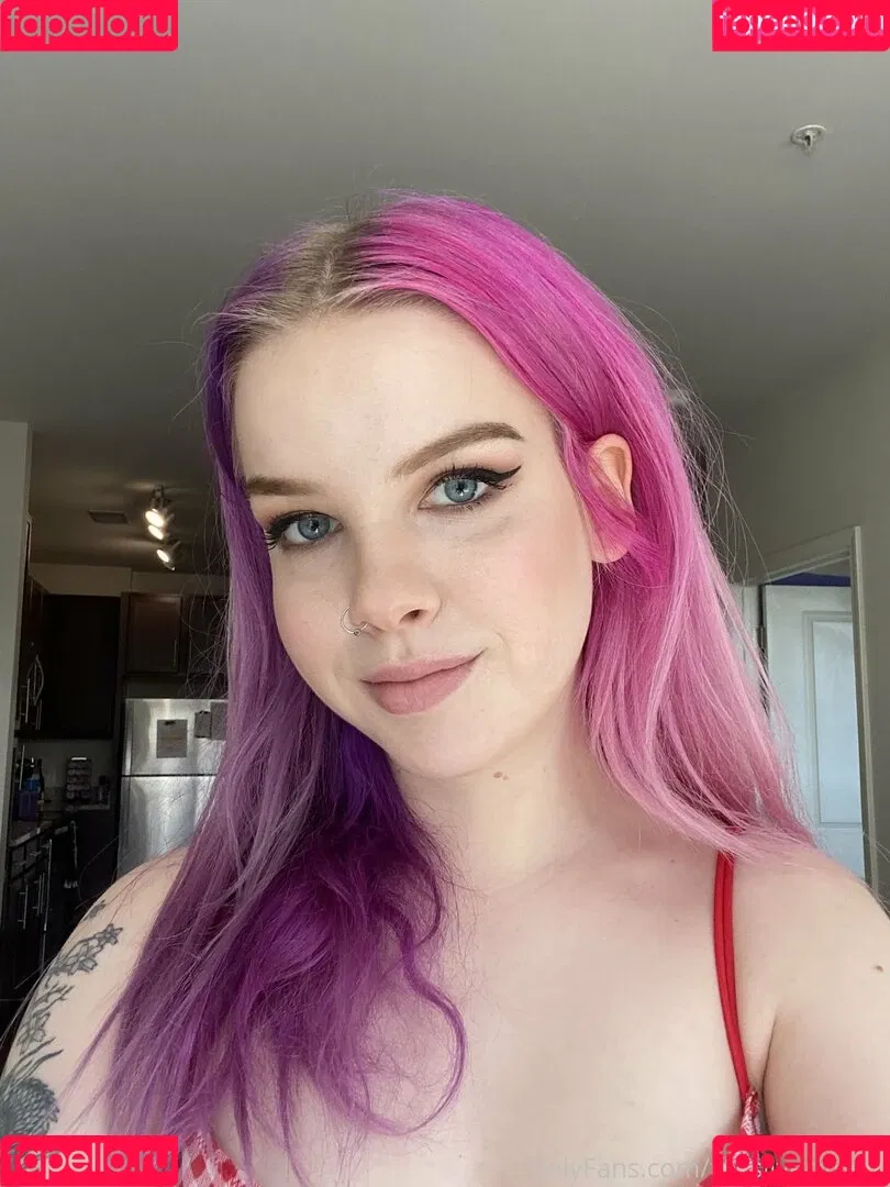 TheSirenSilver / Thesilvermoon / meowmoonxo / silvermoonlive Onlyfans Photo Gallery 