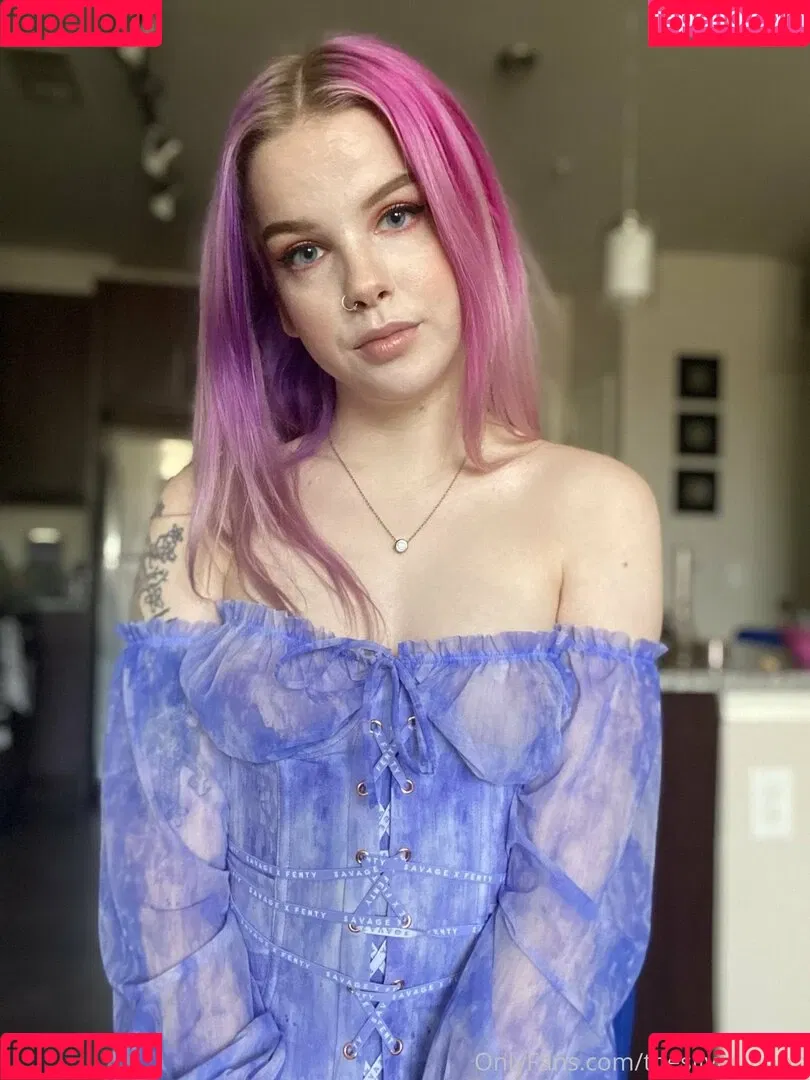 TheSirenSilver / Thesilvermoon / meowmoonxo / silvermoonlive Onlyfans Photo Gallery 