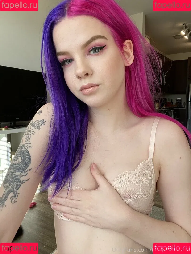 TheSirenSilver / Thesilvermoon / meowmoonxo / silvermoonlive Onlyfans Photo Gallery 