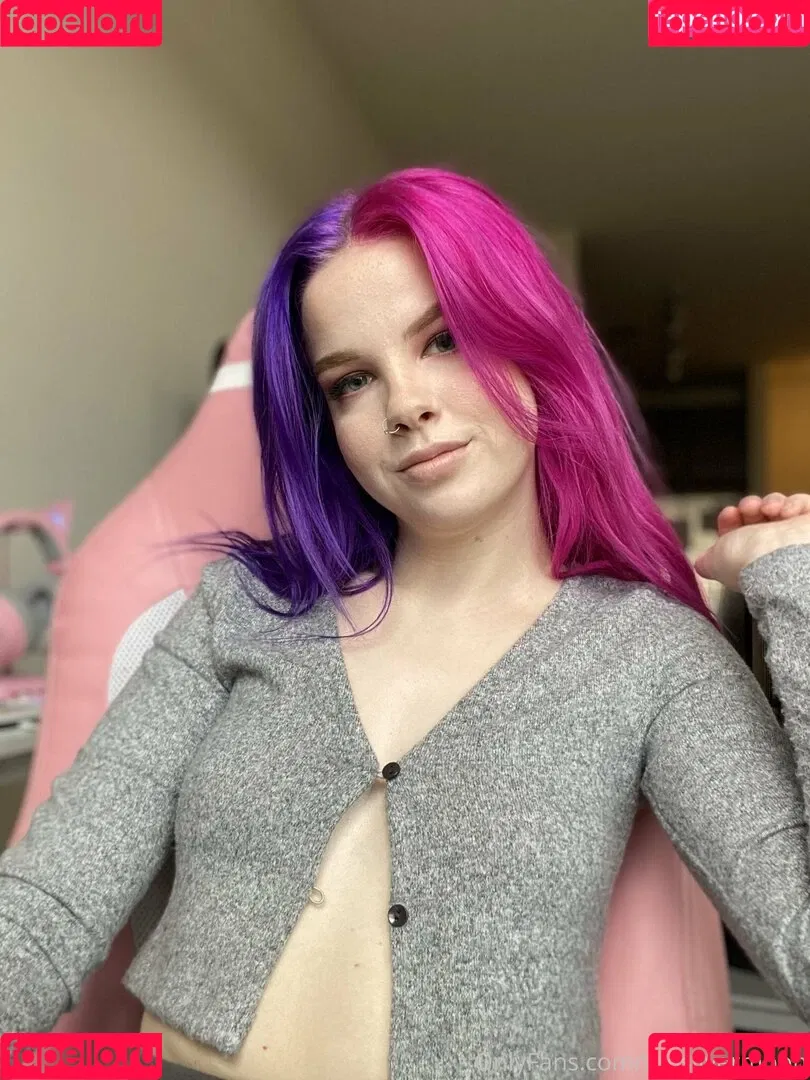 TheSirenSilver / Thesilvermoon / meowmoonxo / silvermoonlive Onlyfans Photo Gallery 