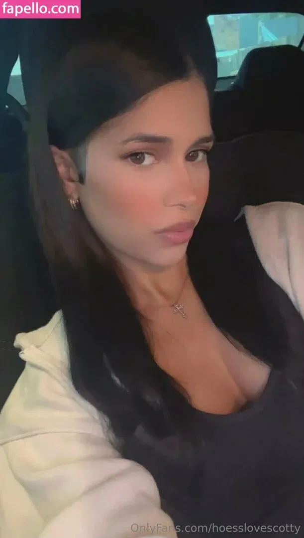 hoesslovescotty / mrscottygotfanss Onlyfans Photo Gallery 