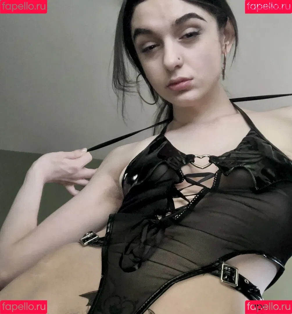 bunnygothic / moodillaa Onlyfans Photo Gallery 