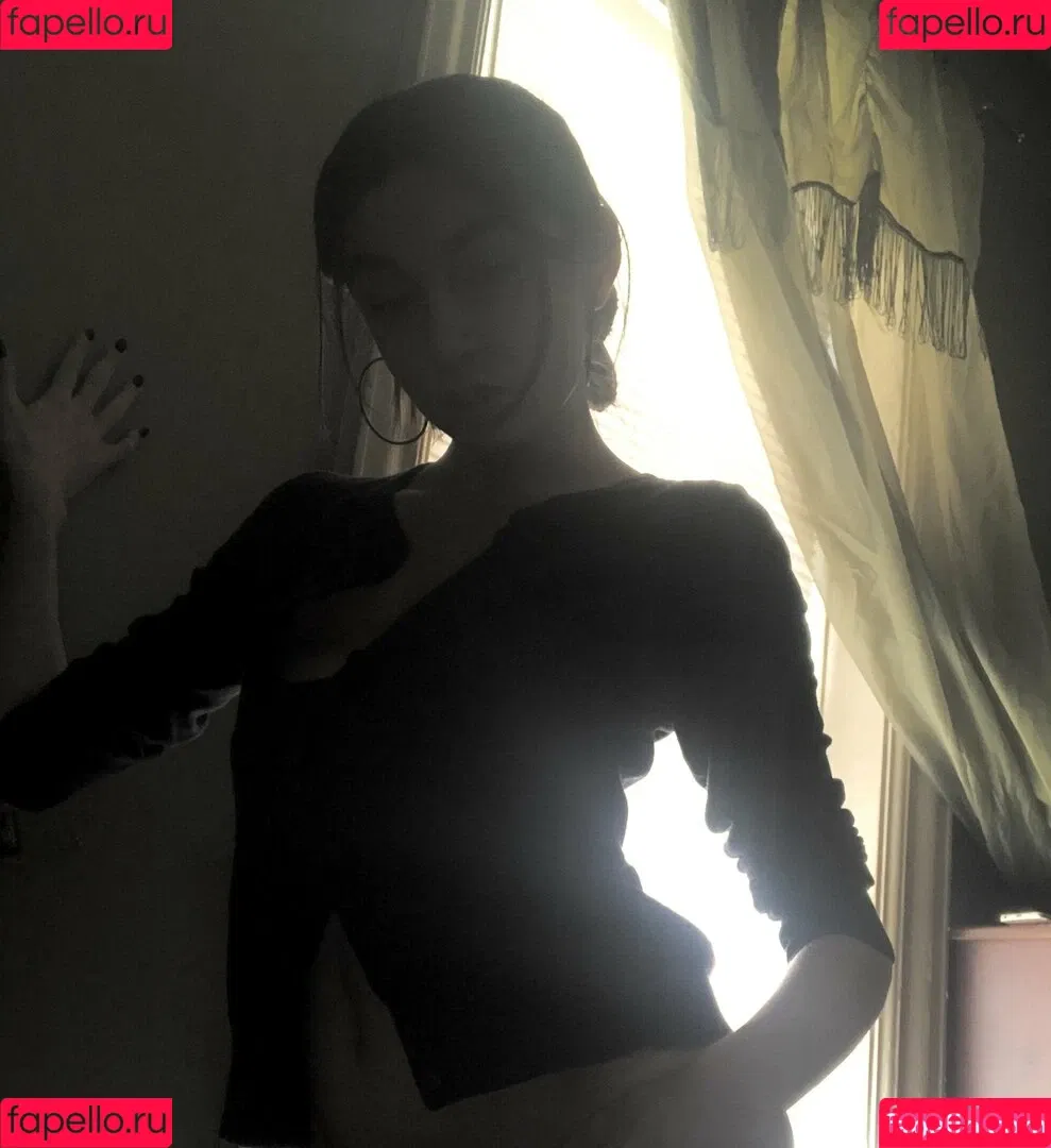 bunnygothic / moodillaa Onlyfans Photo Gallery 