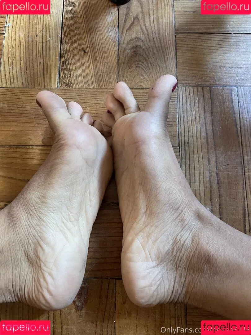 Hellen Karoline / Hellen5110 / hellen5113 / hellenkaroline511 Onlyfans Photo Gallery 