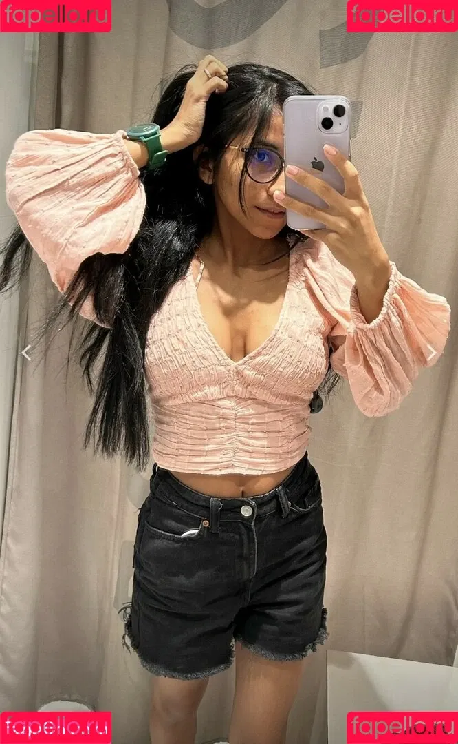 Hellen Karoline / Hellen5110 / hellen5113 / hellenkaroline511 Onlyfans Photo Gallery 