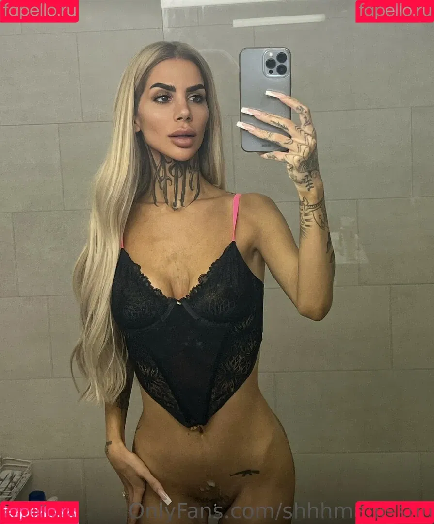 Mia Madisson / shhhmadisson Onlyfans Photo Gallery 