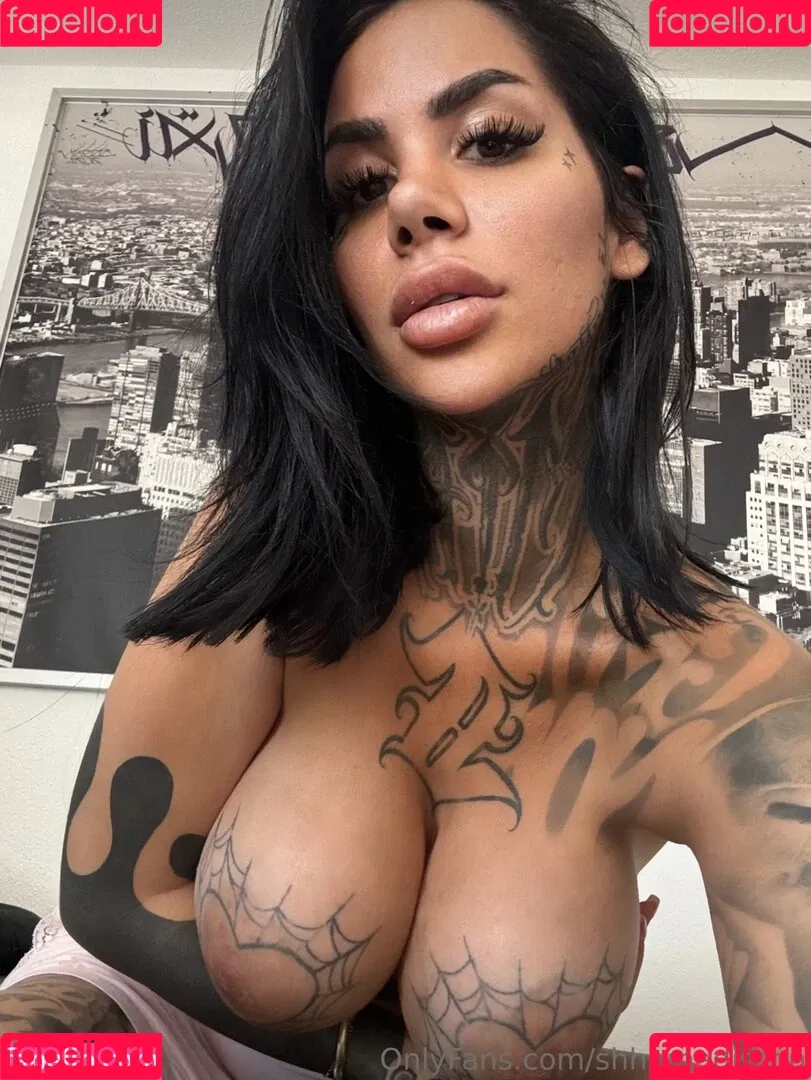 Mia Madisson / shhhmadisson Onlyfans Photo Gallery 