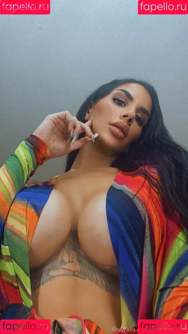 Mia Madisson / shhhmadisson Onlyfans Photo Gallery 