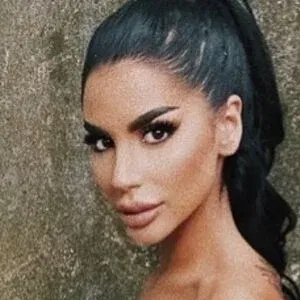 Mia Madisson / shhhmadisson Onlyfans Photo Gallery 