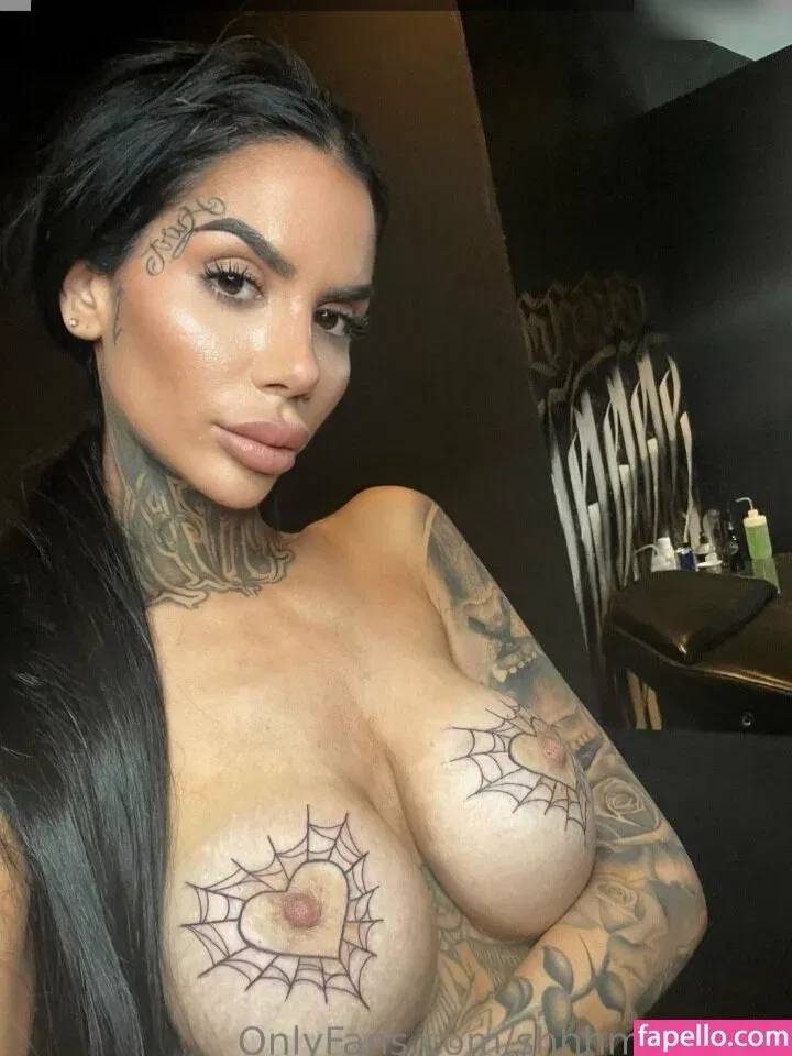 Mia Madisson / shhhmadisson Onlyfans Photo Gallery 