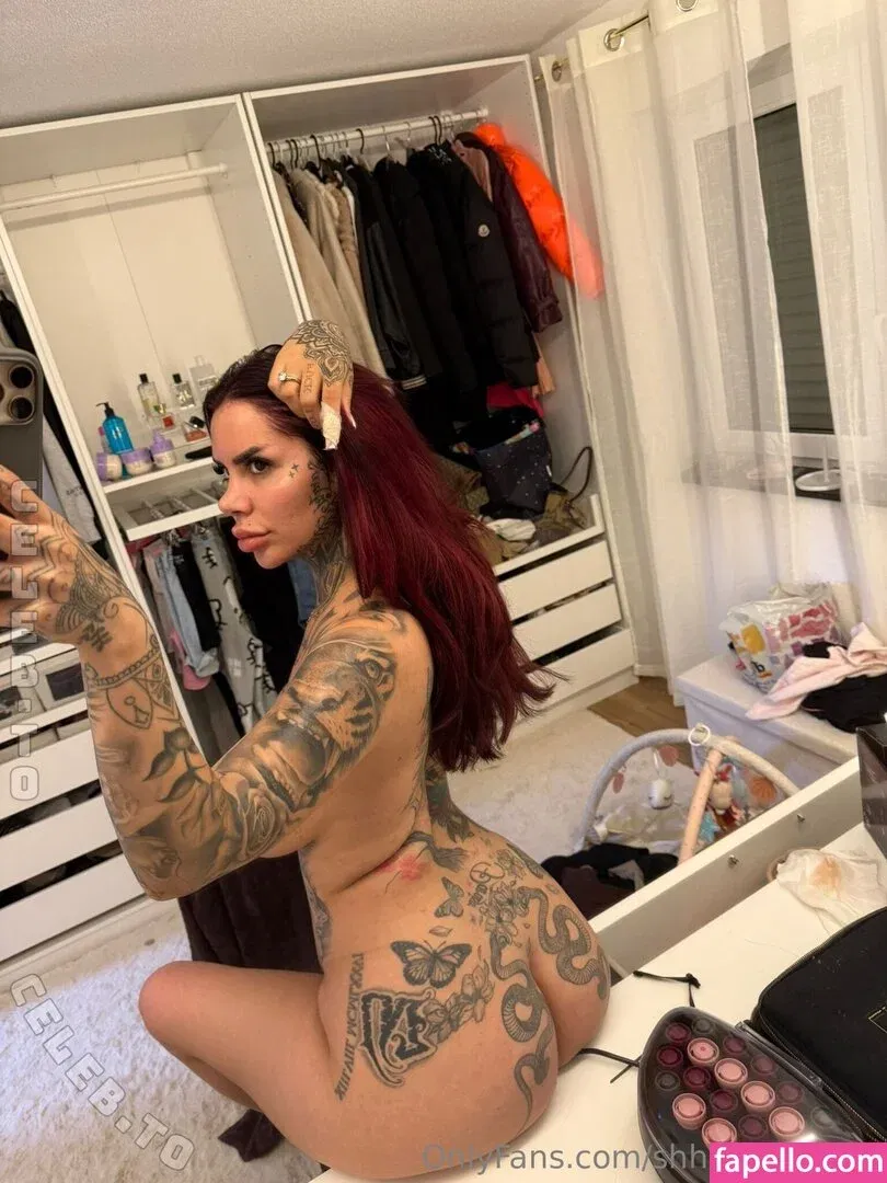 Mia Madisson / shhhmadisson Onlyfans Photo Gallery 