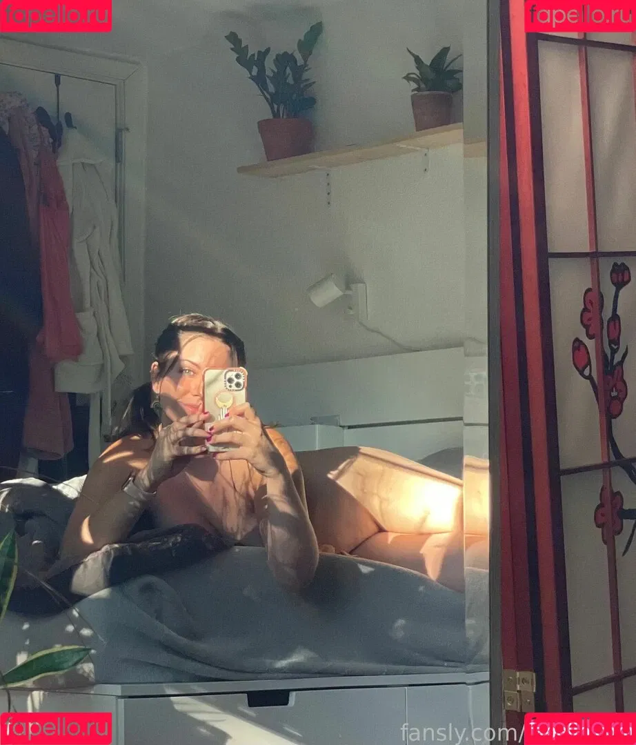 ShibaHuskeyMom / dianakills / dianakills_ Onlyfans Photo Gallery 