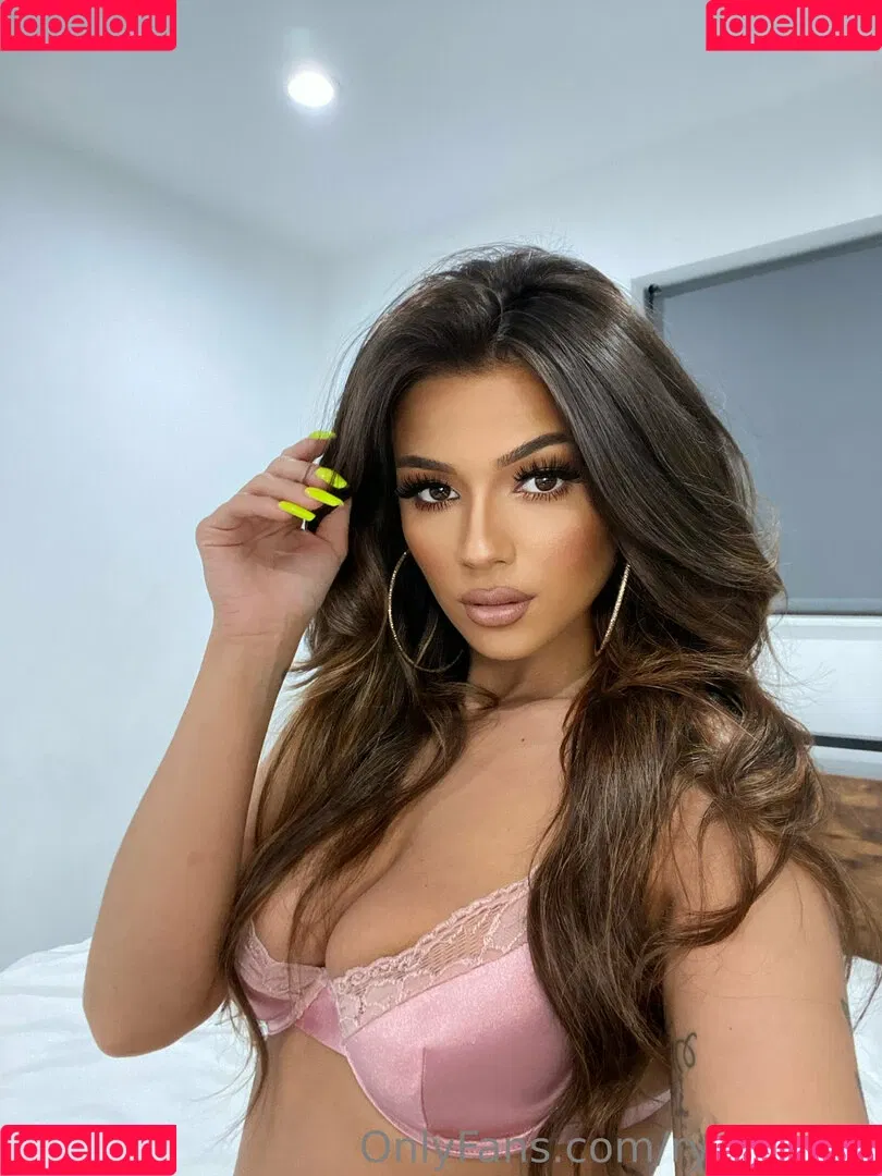 ryalierose / rylierose_xo Onlyfans Photo Gallery 