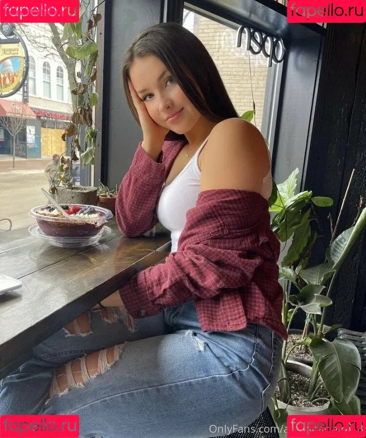 amandaclaire18 / kentuckyvolleyball Onlyfans Photo Gallery 