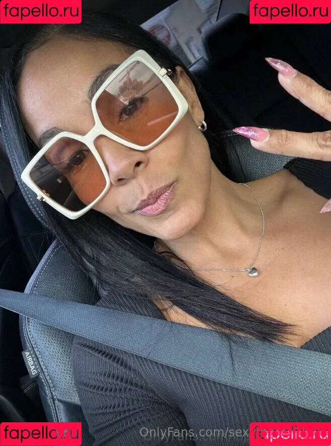 HARO2020OF / sexymama2626 / worthitfitness Onlyfans Photo Gallery 