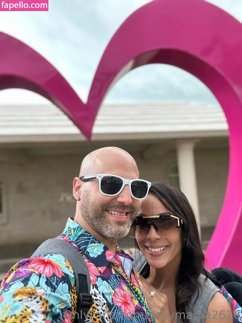 HARO2020OF / sexymama2626 / worthitfitness Onlyfans Photo Gallery 