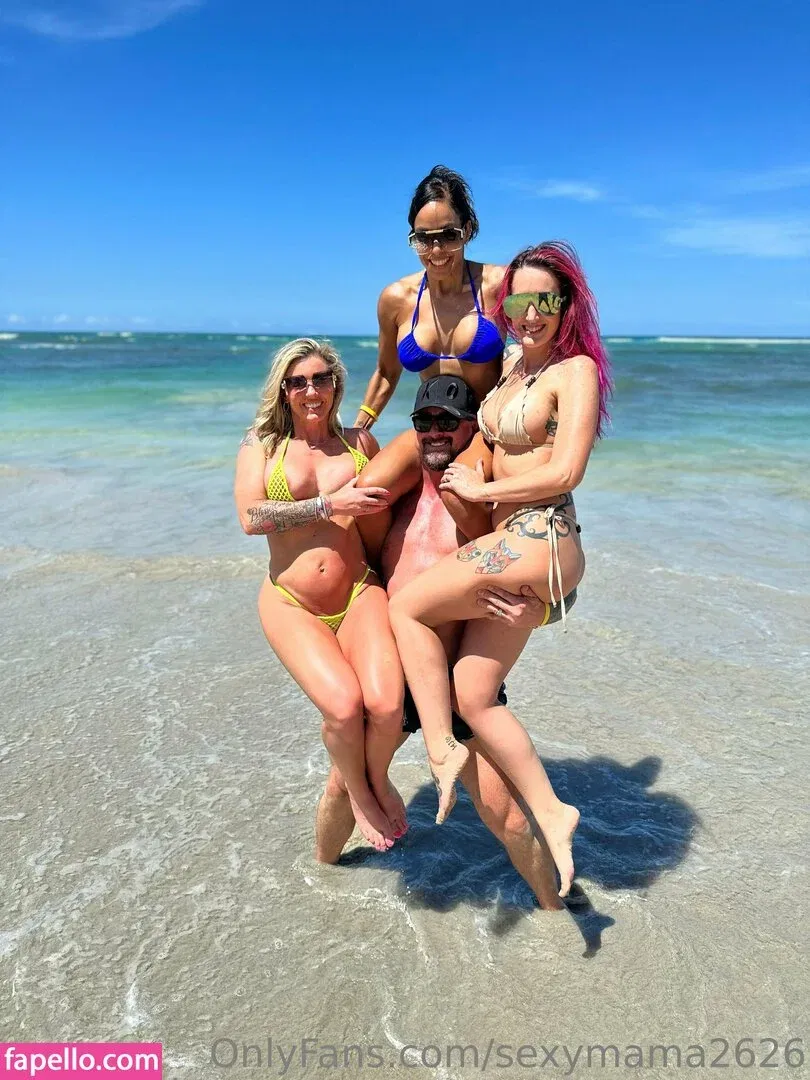 HARO2020OF / sexymama2626 / worthitfitness Onlyfans Photo Gallery 