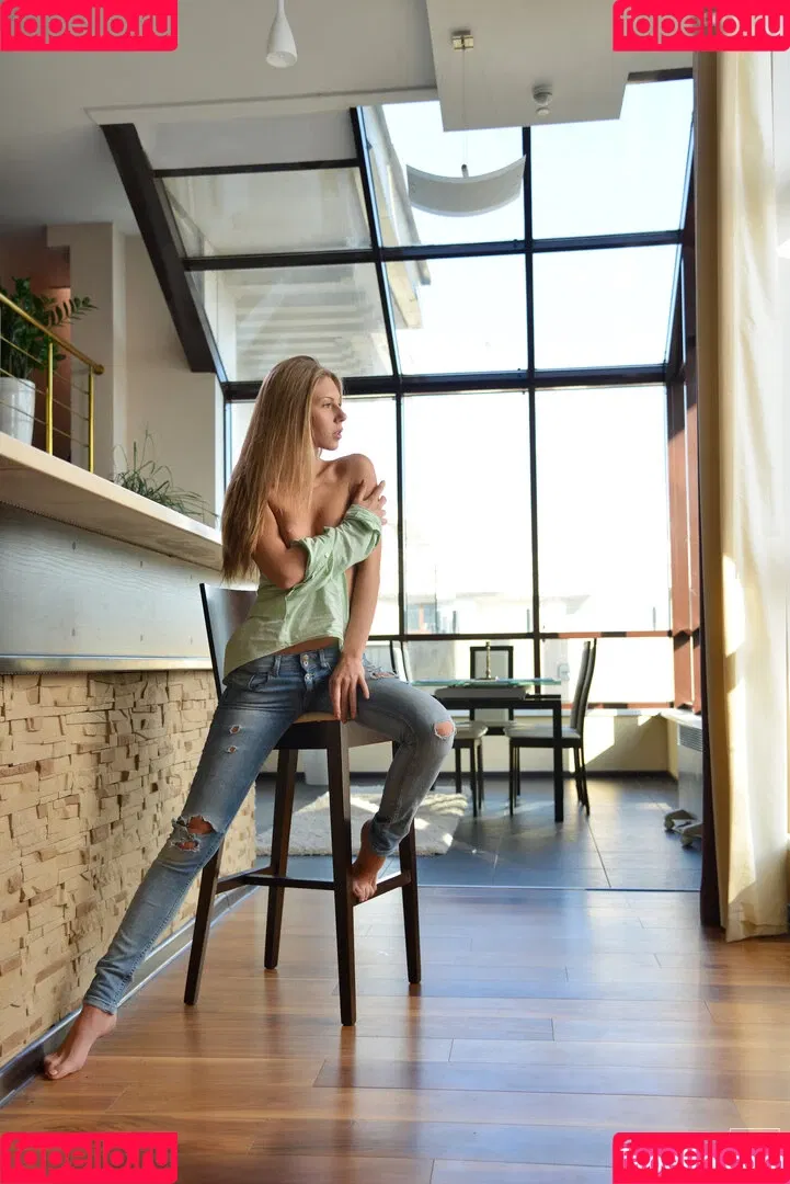 Krystal Boyd / anjelica_abby / kapitolin Onlyfans Photo Gallery 