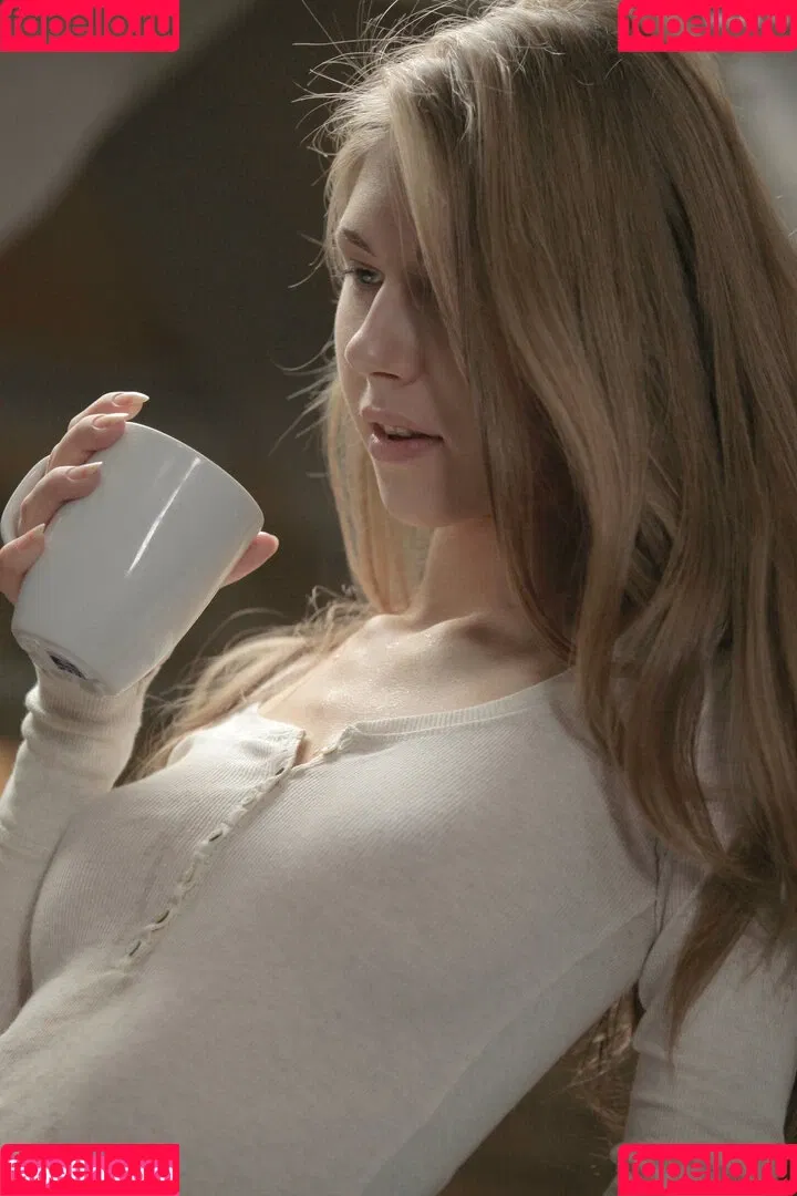 Krystal Boyd / anjelica_abby / kapitolin Onlyfans Photo Gallery 