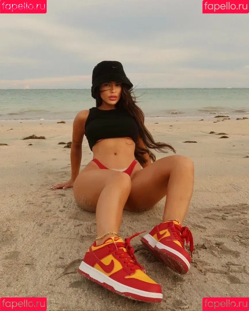 Bianca Anchieta / Discussão / anchieta Onlyfans Photo Gallery 