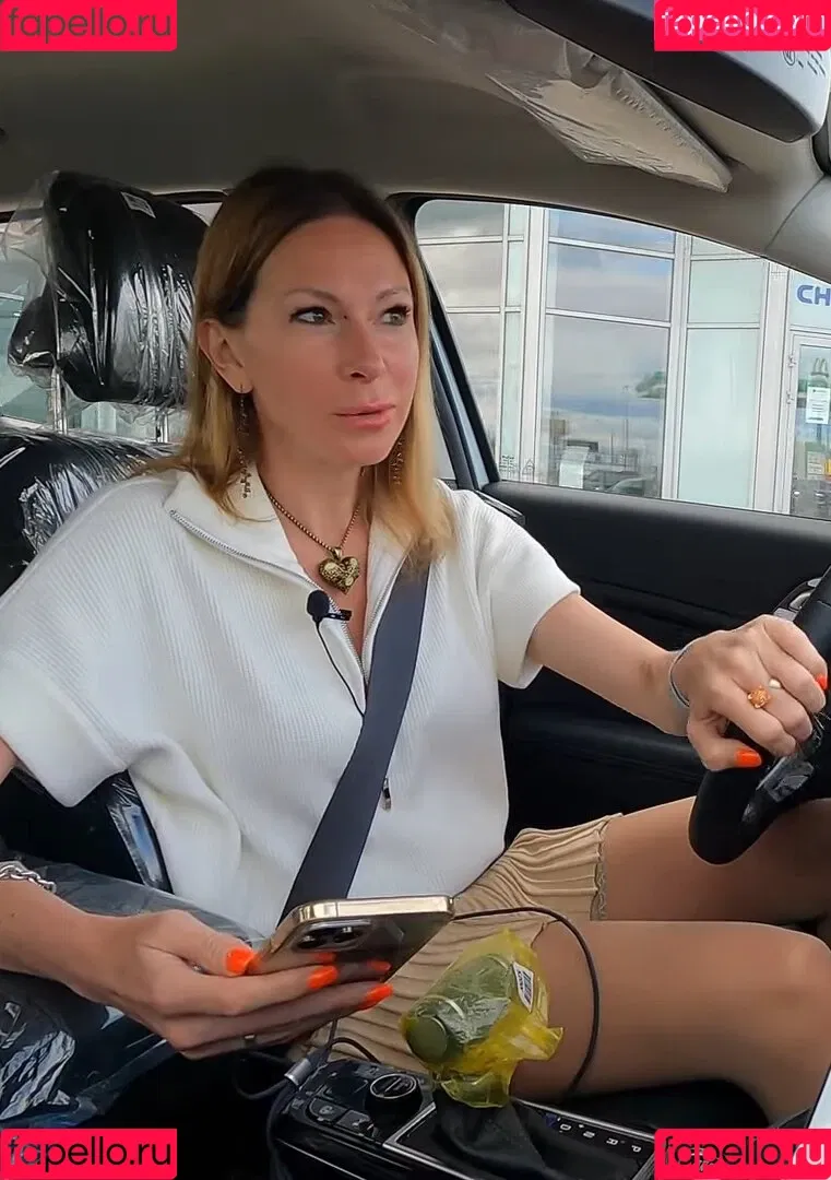 Lisa Rulit / lisarulit Onlyfans Photo Gallery 