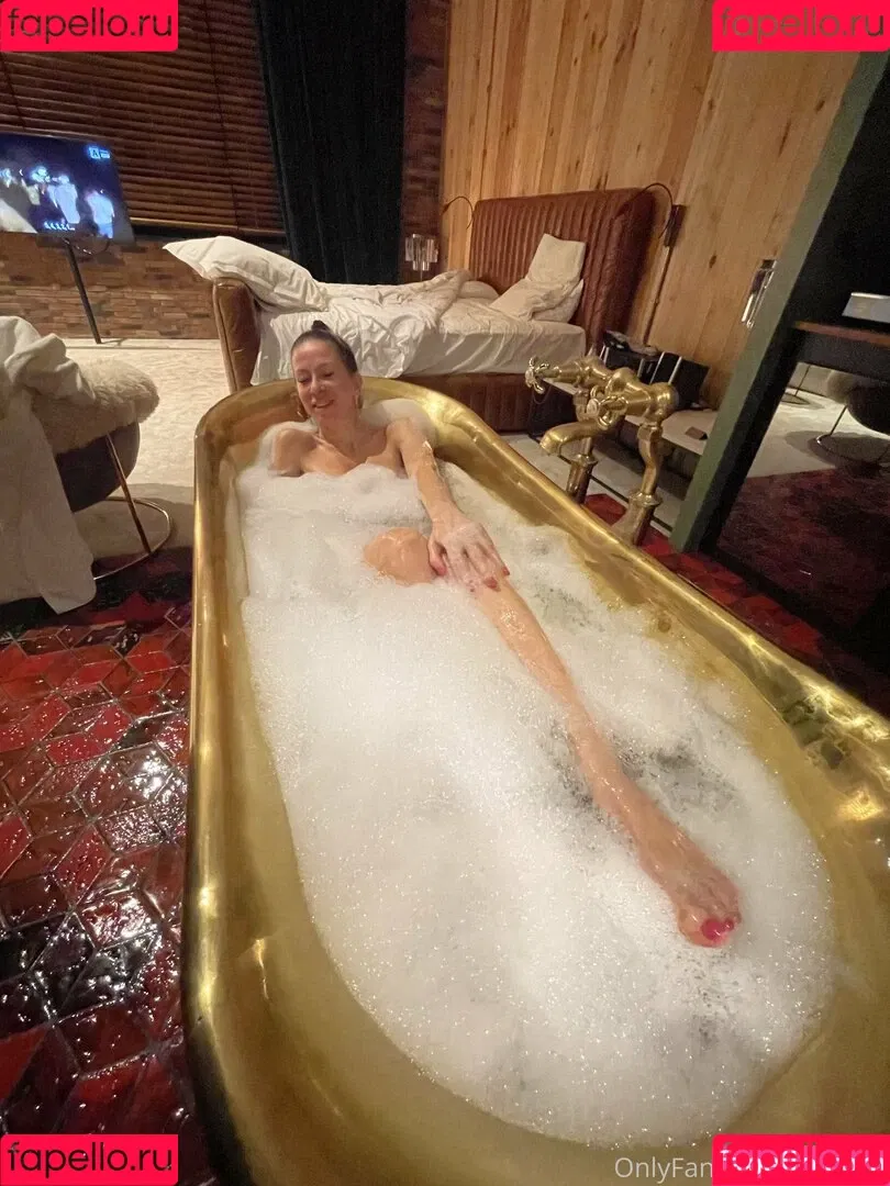 Lisa Rulit / lisarulit Onlyfans Photo Gallery 