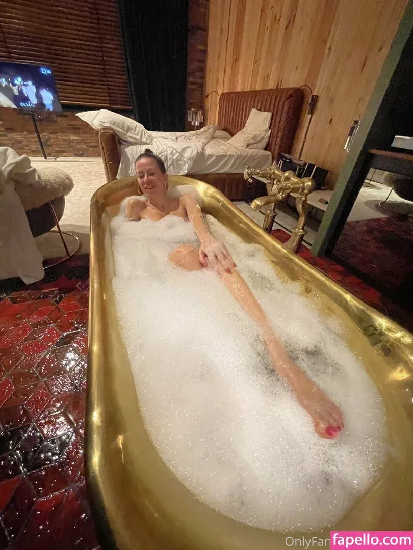 Lisa Rulit / lisarulit Onlyfans Photo Gallery 