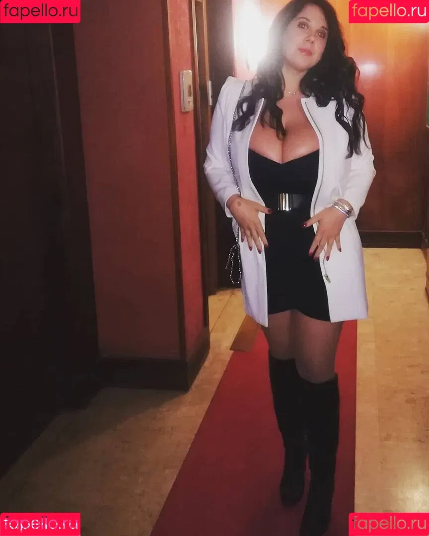 princygiuls / therealprincygiuls Onlyfans Photo Gallery 