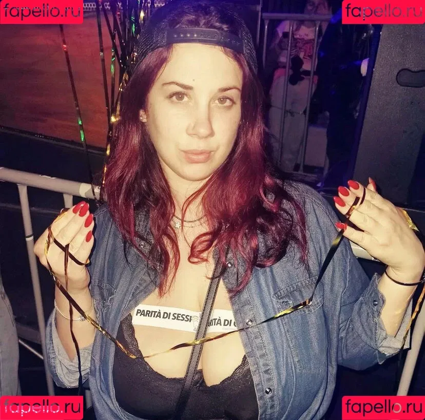 princygiuls / therealprincygiuls Onlyfans Photo Gallery 