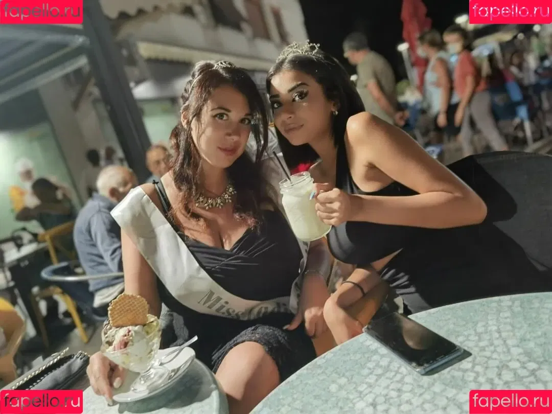 princygiuls / therealprincygiuls Onlyfans Photo Gallery 