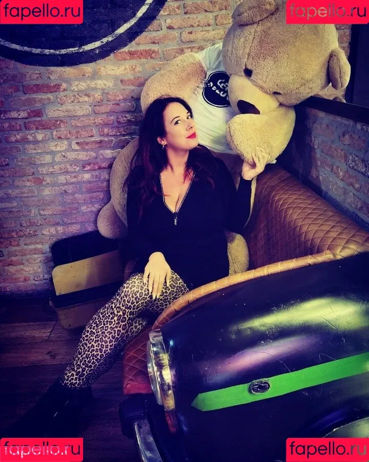 princygiuls / therealprincygiuls Onlyfans Photo Gallery 