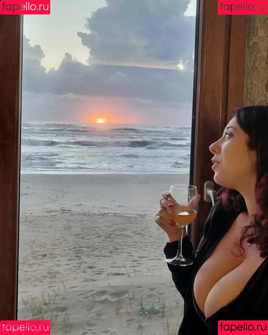 princygiuls / therealprincygiuls Onlyfans Photo Gallery 