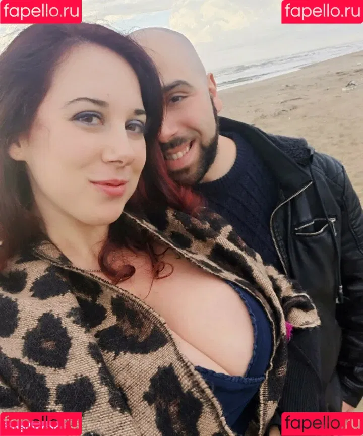 princygiuls / therealprincygiuls Onlyfans Photo Gallery 