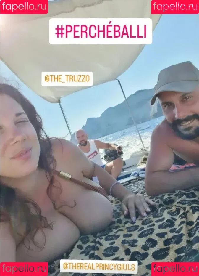 princygiuls / therealprincygiuls Onlyfans Photo Gallery 